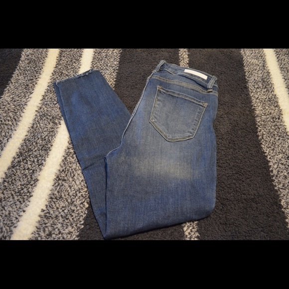 High Waisted Jeans - Picture 4 of 4